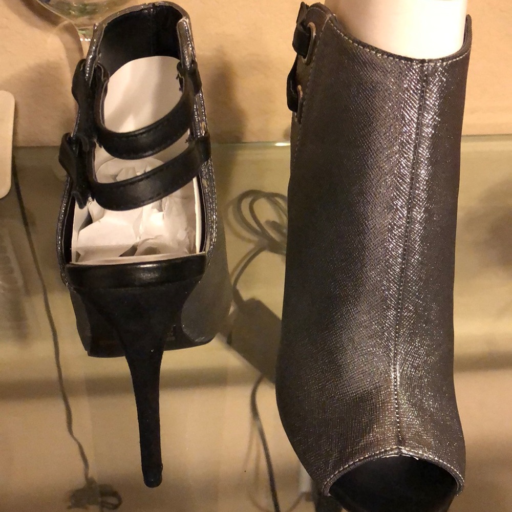 Silver booties - Picture 4 of 4
